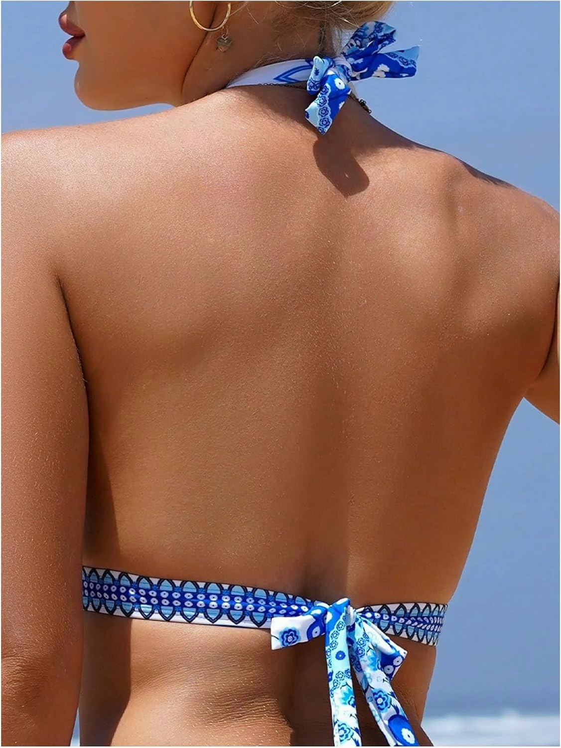 Milumia Women's Tropical Tie Back Halter Bikini Top Ring Linked Wireless Swimsuit Top